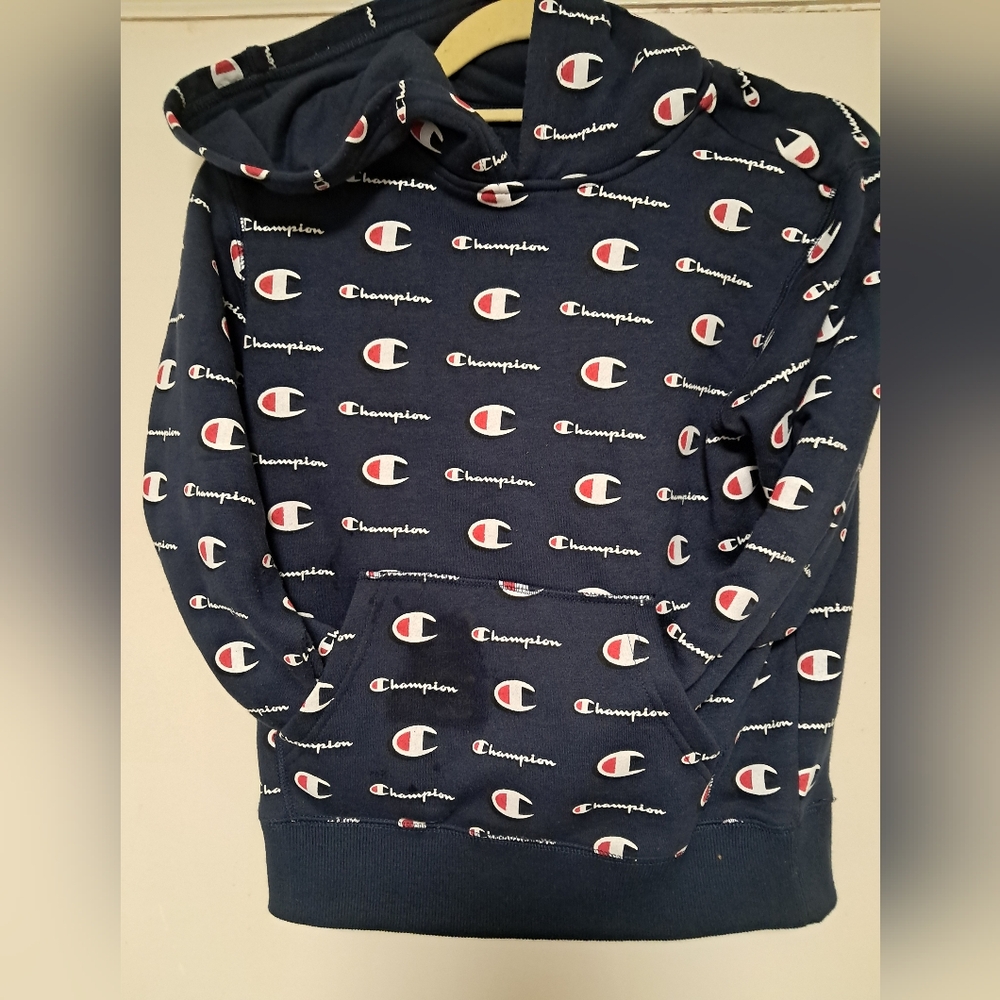 kids Champion hoodie. Navy blue. Small